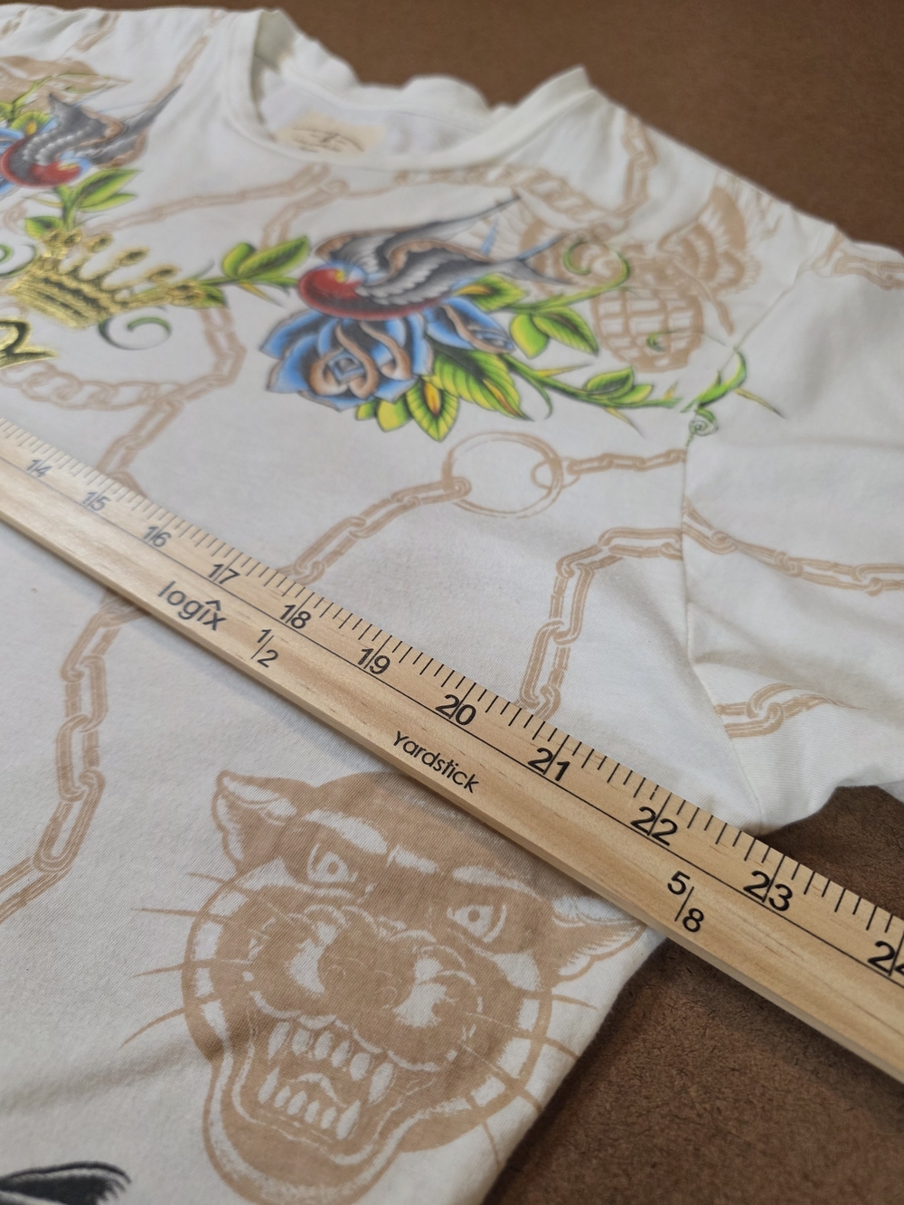 White Graphic Chain-Print Men’s T-Shirt with Panther Motif XXL Made In USA Y2K - Picture 3 of 10